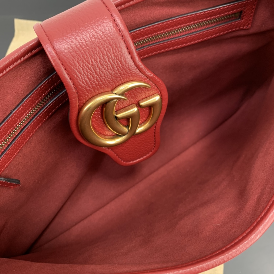 Gucci Hobo Bags